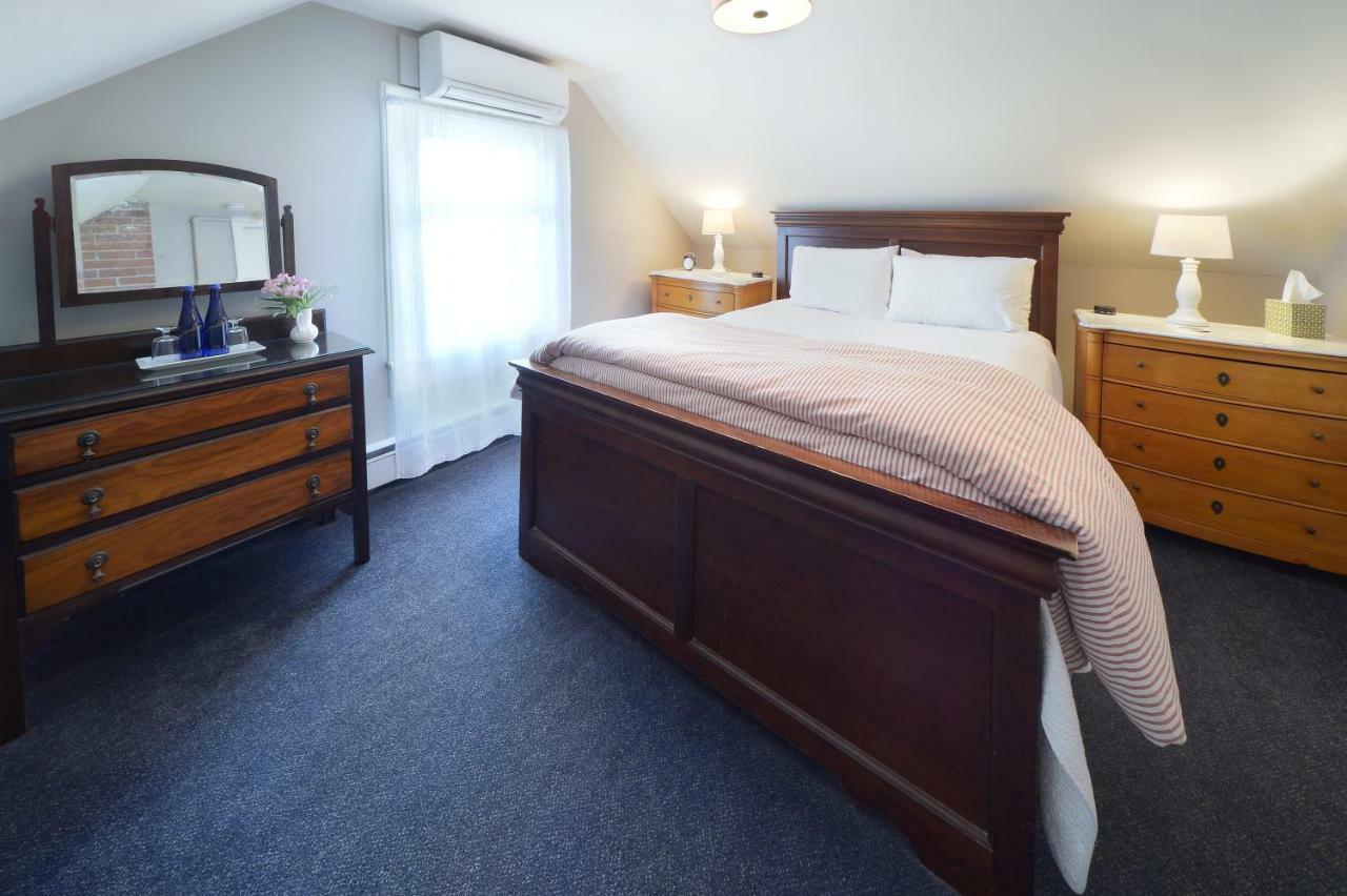 The Springwater Bed And Breakfast Saratoga Springs Dış mekan fotoğraf