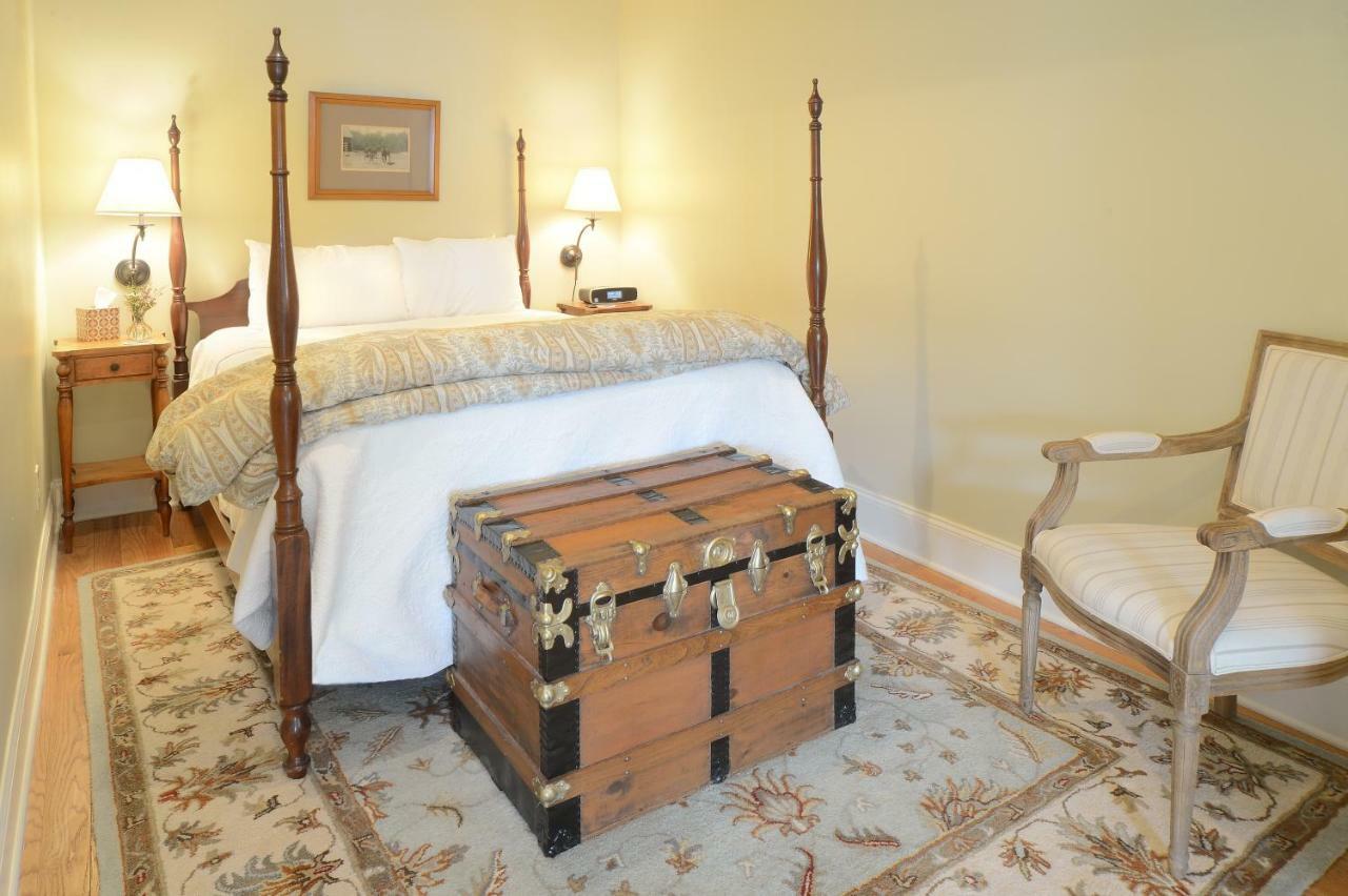 The Springwater Bed And Breakfast Saratoga Springs Dış mekan fotoğraf