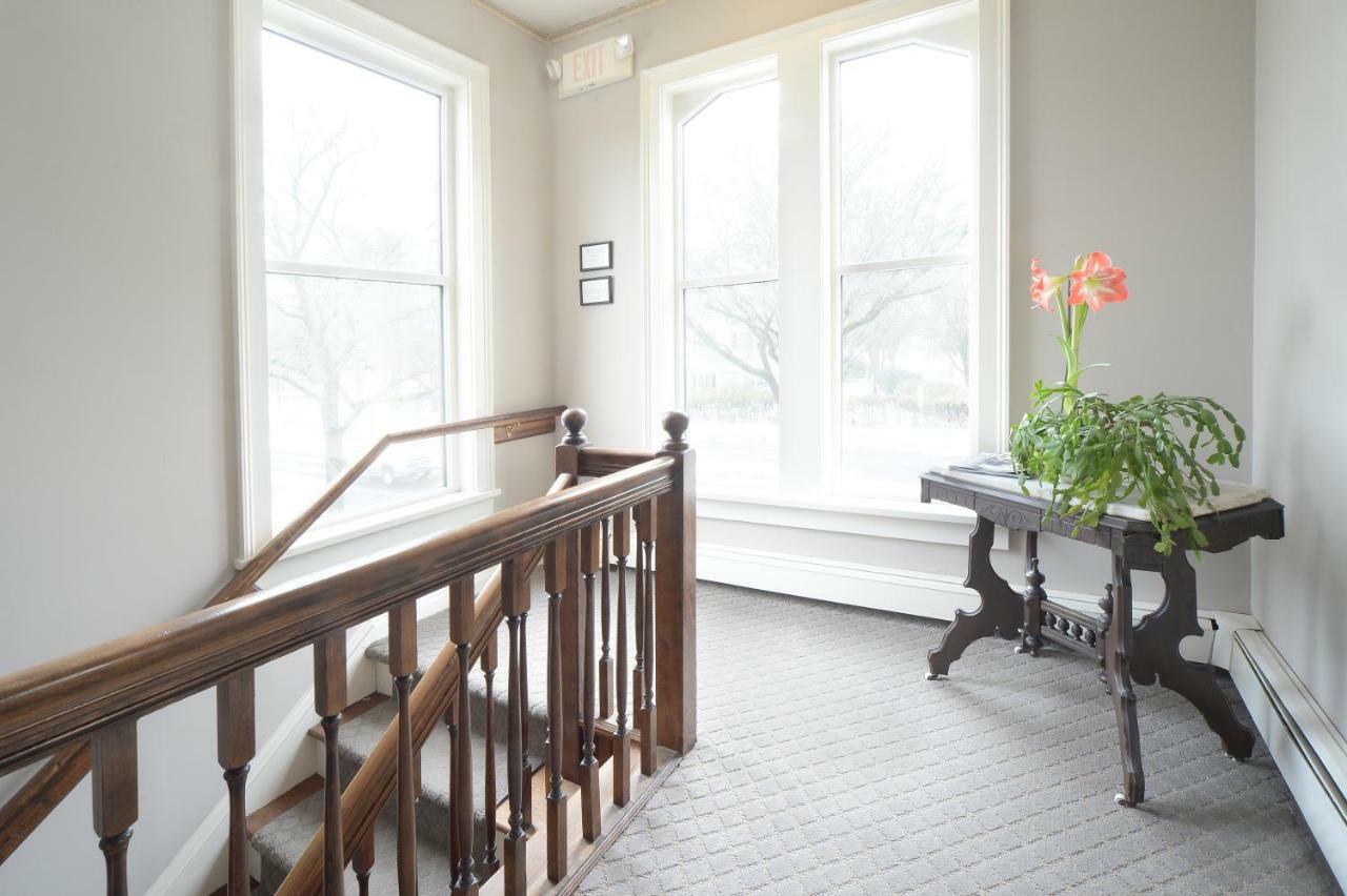 The Springwater Bed And Breakfast Saratoga Springs Dış mekan fotoğraf