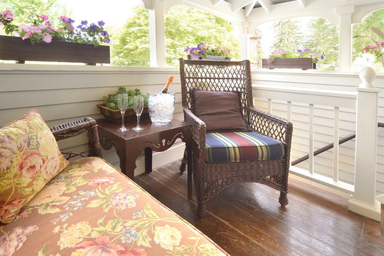 The Springwater Bed And Breakfast Saratoga Springs Dış mekan fotoğraf