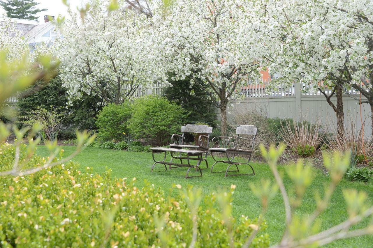 The Springwater Bed And Breakfast Saratoga Springs Dış mekan fotoğraf