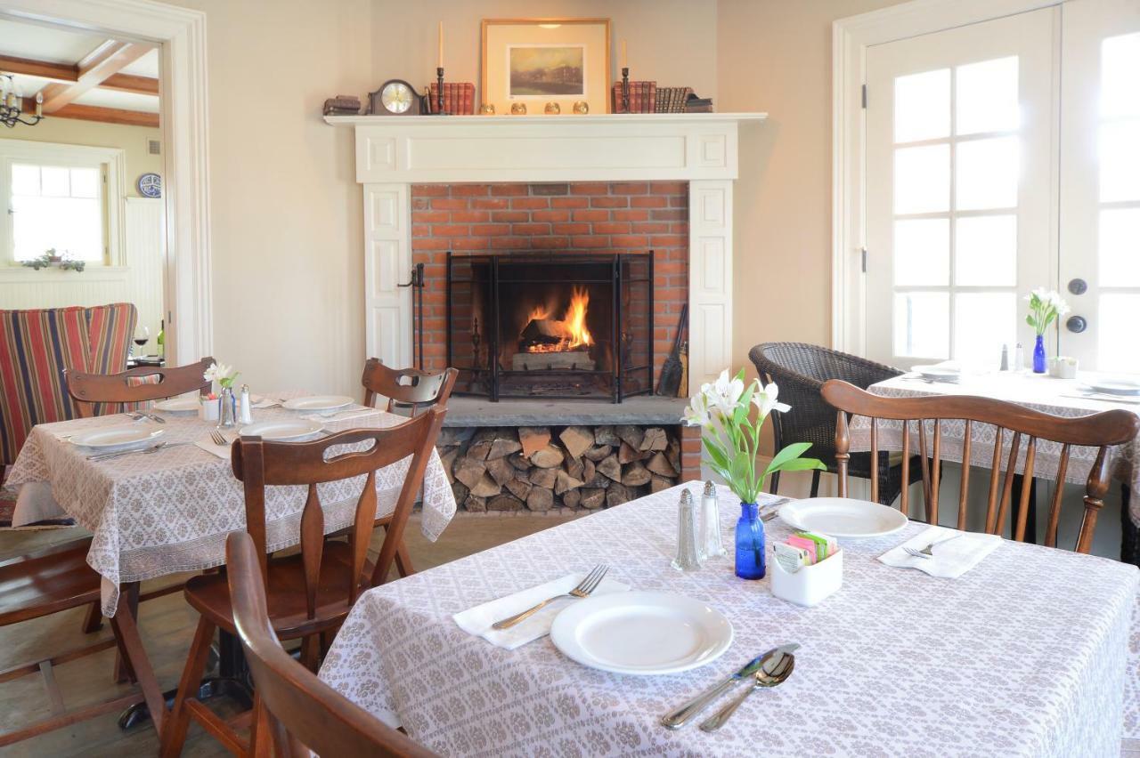 The Springwater Bed And Breakfast Saratoga Springs Dış mekan fotoğraf
