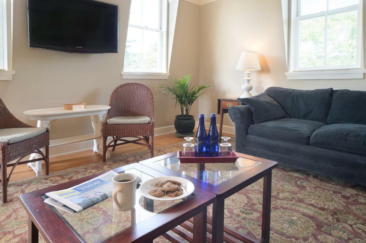 The Springwater Bed And Breakfast Saratoga Springs Dış mekan fotoğraf