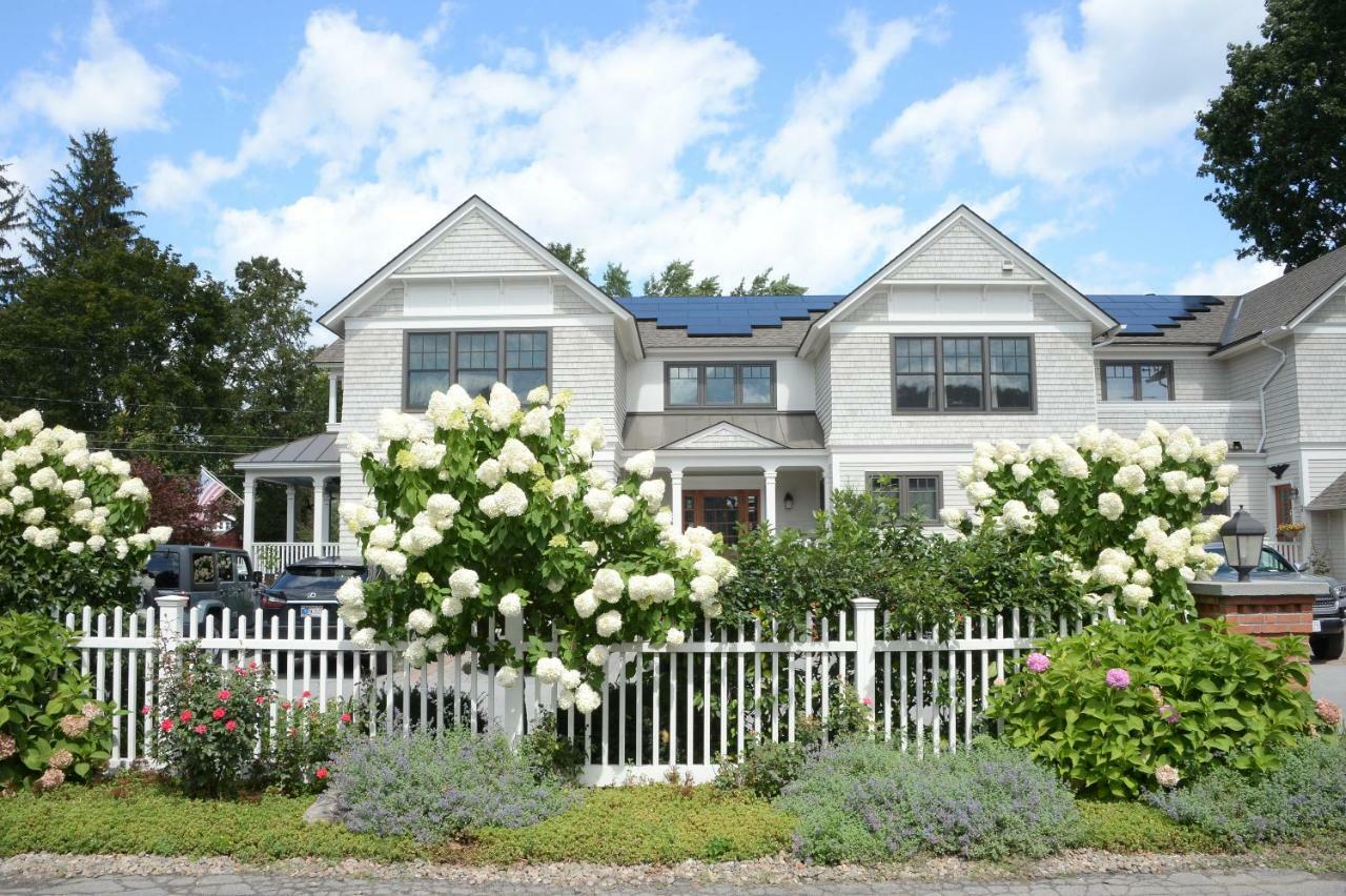 The Springwater Bed And Breakfast Saratoga Springs Dış mekan fotoğraf