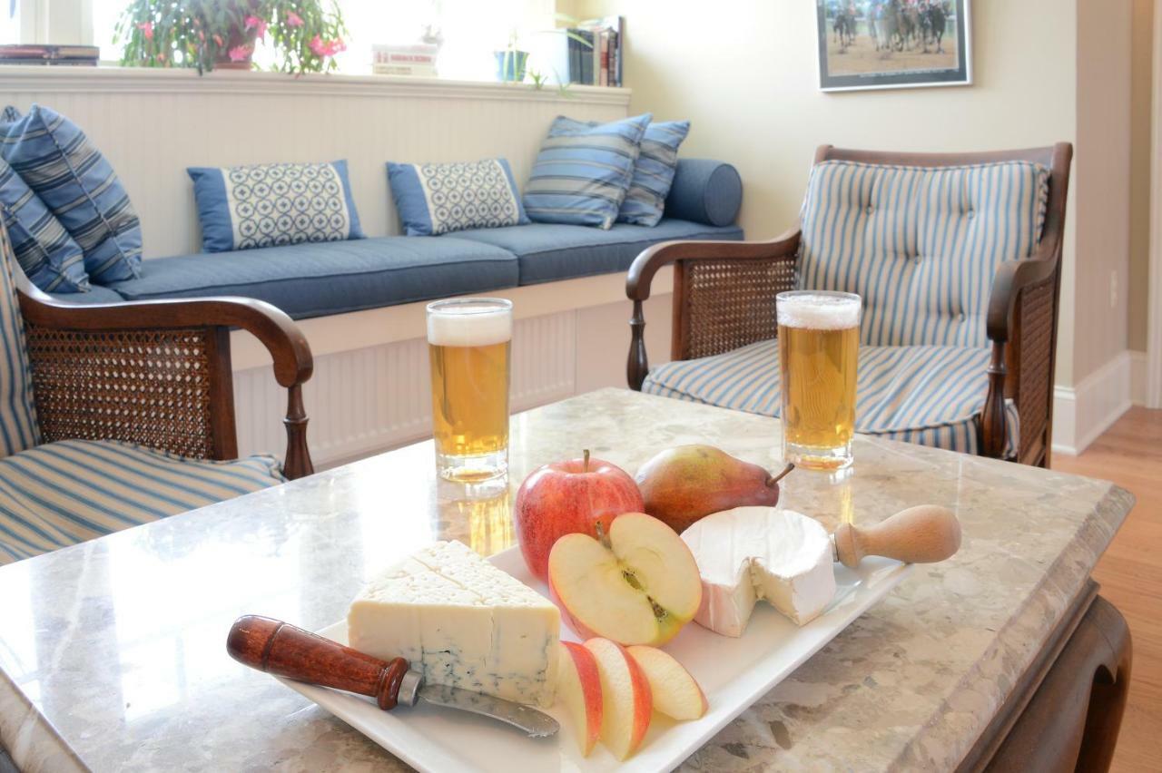 The Springwater Bed And Breakfast Saratoga Springs Dış mekan fotoğraf